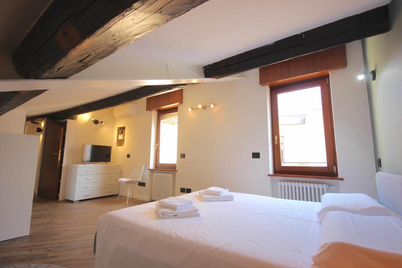 Case Vr Holiday Vittorias Flat Verona Exterior foto