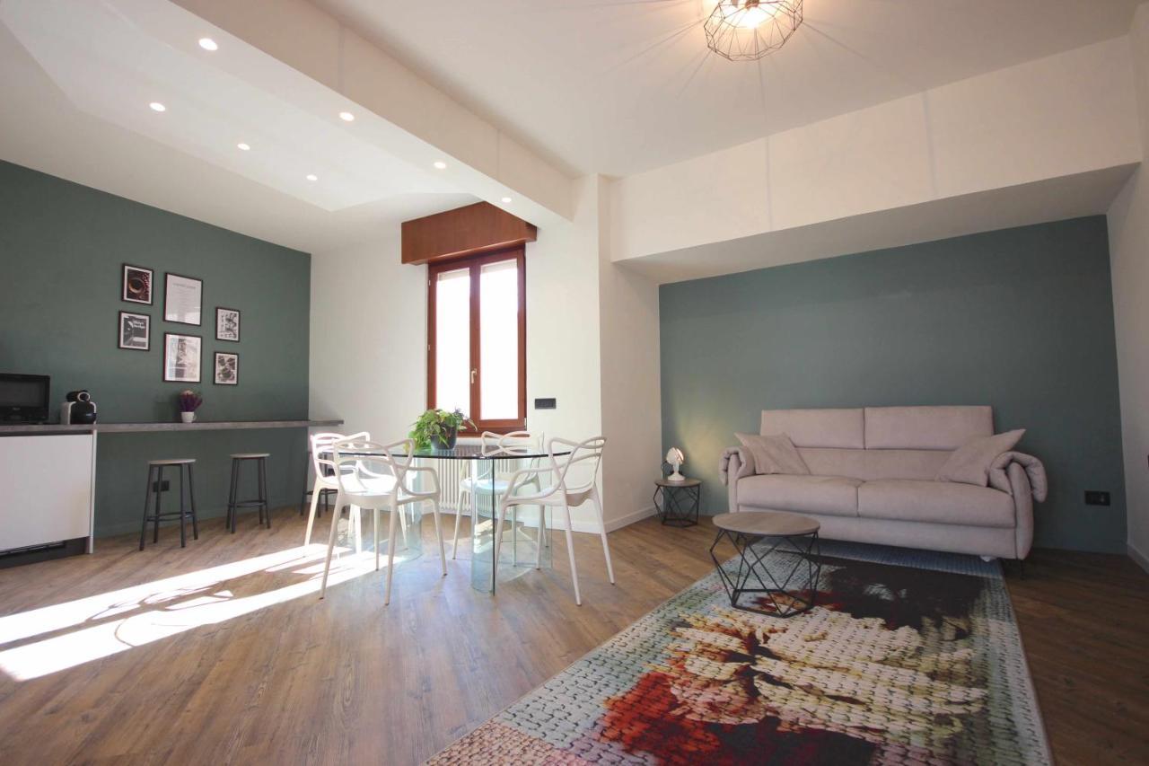 Case Vr Holiday Vittorias Flat Verona Exterior foto
