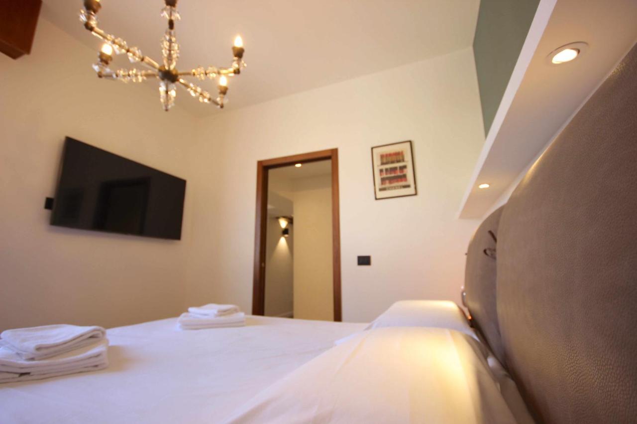 Case Vr Holiday Vittorias Flat Verona Exterior foto