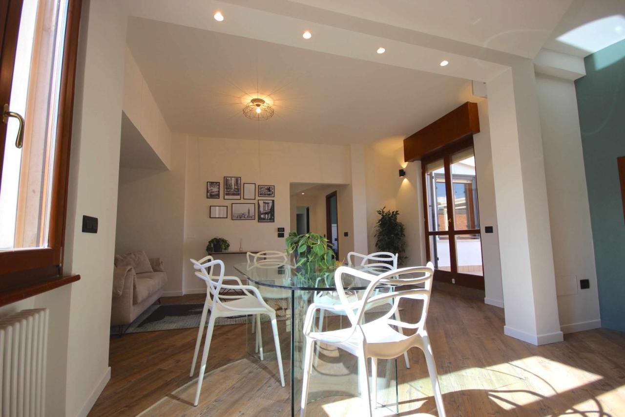 Case Vr Holiday Vittorias Flat Verona Exterior foto